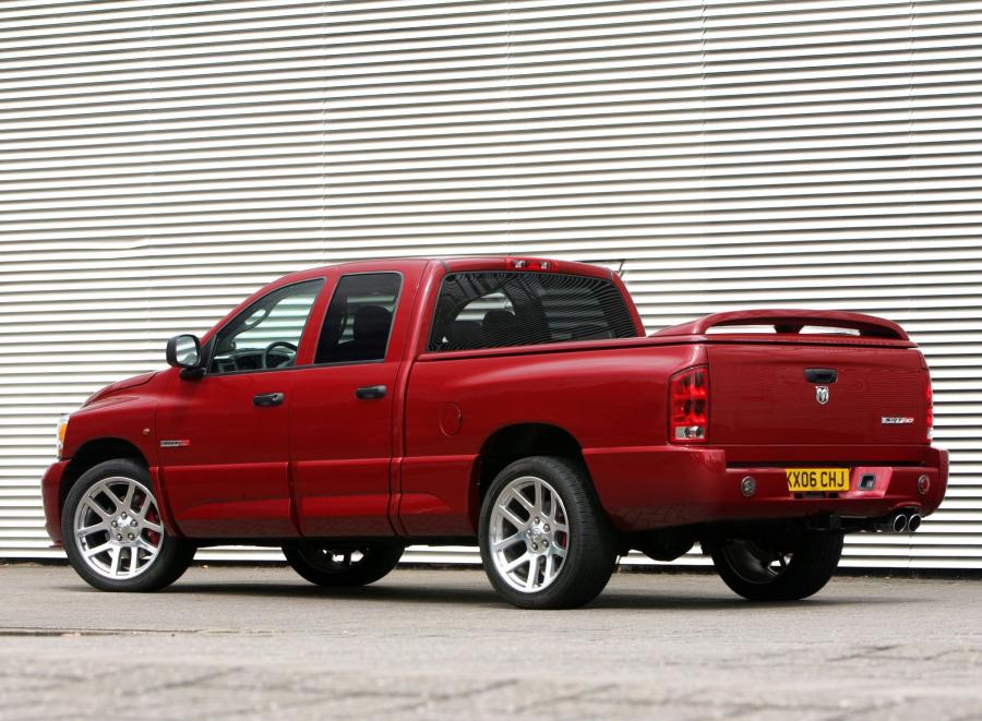  Dodge Ram SRT10 Quad Cab 2006 года  (фото 4 из 6)